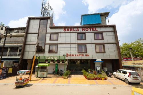 Sector 62 Hotel | Explore Sarla Hotel Inn: 4-Star Comfort with Dining Options