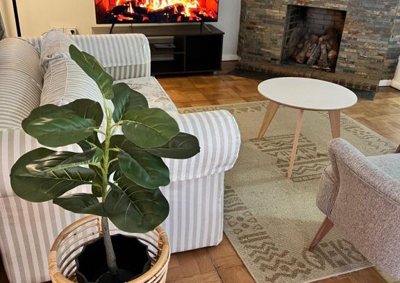 Rio Gallegos Apartment | Child-Friendly Getaway at Sarmiento Apart