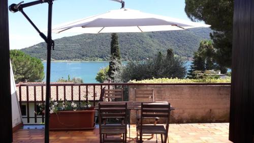 Sarnico House | Pet-Friendly Retreat at Terrazza sul lago di Iseo