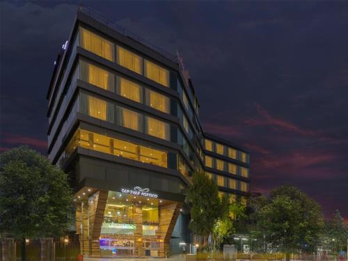 Indore Hotel | Indulge at Sarovar Portico, Indore - Family-Friendly Retreat