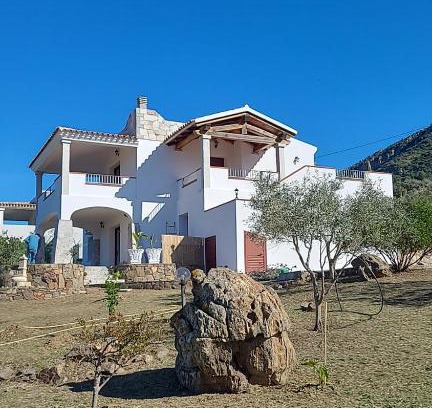 Torpe Apartment | Oceanfront Bliss at SAS DOMOS De BADDE MANNA - Rated 9.8