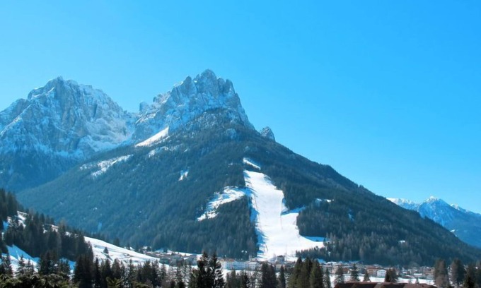 Pera Apartment | Relaxing Saslench by Interhome: Lake View & Pet-Friendly Stay
