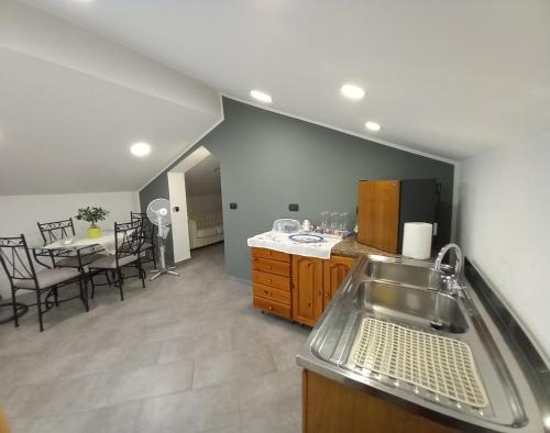 Castelbuono Apartment | Pet-Friendly SASSICAIA SUITE Mansarda - Rated 8.9/10