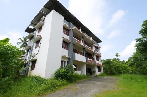 Guruvayur Apartment | Sathya Regency