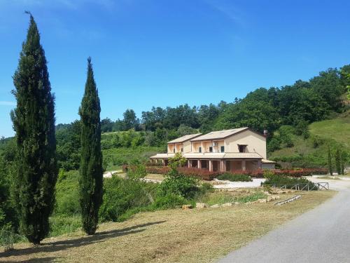 Poggio Murella Apartment | Pet-Friendly Saturnia Tuscany Country House with Spa & Pool