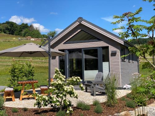 Neerdar House | Cozy Oceanfront Retreat at Sauerland-Häuschen Kleine Auszeit