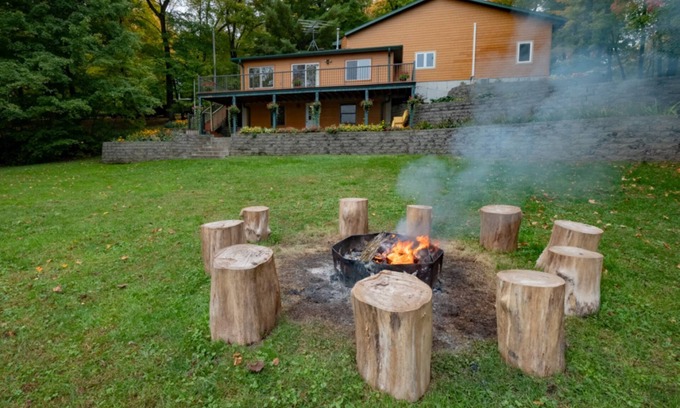 Balsam Lake Cabin | Last Summer Opening: Guest Rated 9.6 with Lake Views