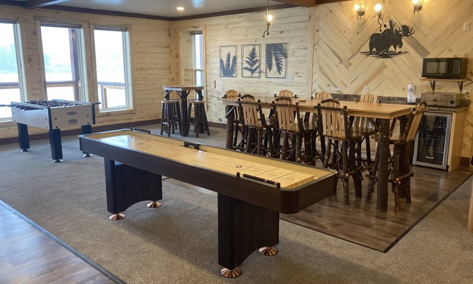 Houghton Cabin | Lake View Retreat: Sauna Superior Trail/Lakeside Cabin