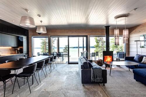 Kimito Island Villa | Seafront Retreat at Saunamäki Resort - Rated 9.6/10