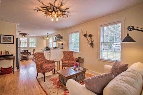 Montgomery House | Relax at Savannah Cottage - Close to Wormsloe Historic Site