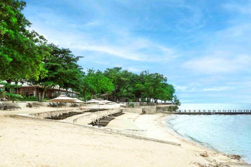Lapu-Lapu Hotel | Explore Savoy Hotel Mactan: Oceanfront Bliss Awaits