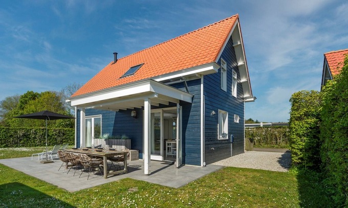 Westenschouwen Villa | Scalde Oort 3: Beachfront Holiday Home with Pool & Spa