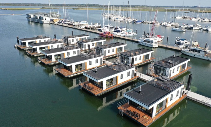 Kroeslin Apartment | Discover Houseboats at Marina Kröslin - Family-Friendly Retreat