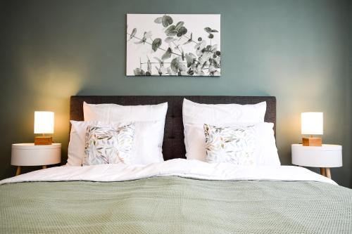 Pforzheim Apartment | Stylish SCANDIC Apartment with Balcony & Free Coffee