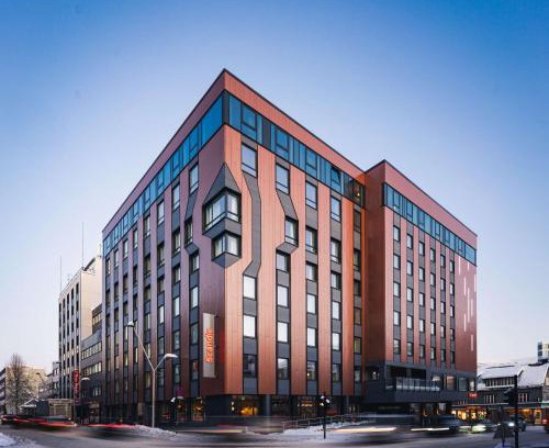 Tromso Hotel | Discover Scandic Grand Tromsø: Pet-Friendly & Accessible Stay