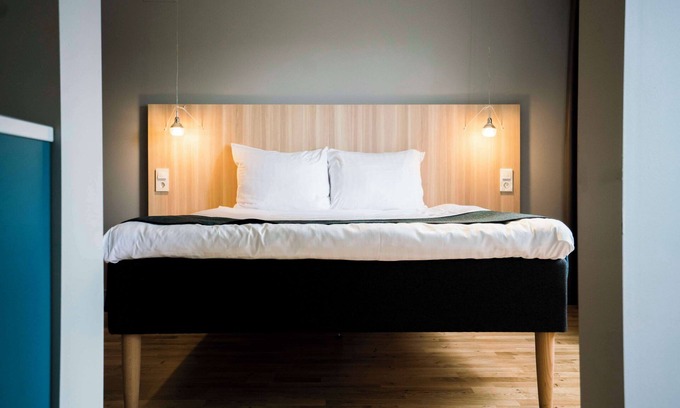 Kista Science City Hotel | Comfortable Stay at Scandic Kista with Pool and Spa