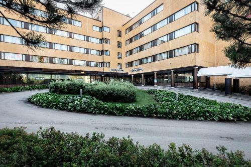 Kuopio Hotel | Discover Scandic Kuopio: Pet-Friendly Stay with Pool Access