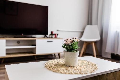 Vilnius city municipality Apartment | Elegant Scandinavian-Inspired Hotel with Child-Friendly Amenities