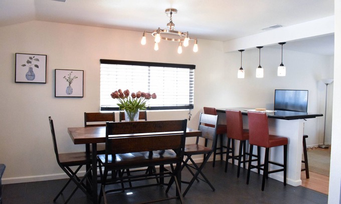 Van Nuys House | Pet-Friendly Scandinavian on Sylvan with Family Amenities