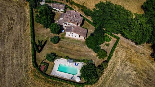 Lugnano in Teverina Villa | Relax in Umbria at Scappo: 4-Star Family-Friendly Escape