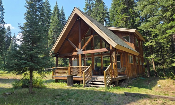 New Meadows House | Scenic 2 bedroom home with Loft nestled on 30 beautiful acres near New Meadows.