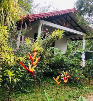Sigiriya Cabin | Cozy Cottage Sigiriya: Pet-Friendly Retreat for Families