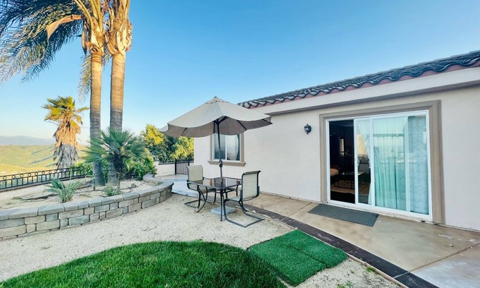 Temecula House | Inviting De Luz Guest Suite: Family-Friendly with Kitchen