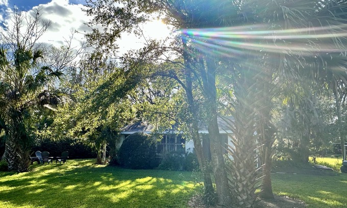 Sanford House | Tranquil Retreat Amidst 1.25 Acres of Nature