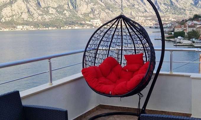 Prcanj Apartment | Pet-Friendly Penthouse with Sea View Balcony and Kitchen