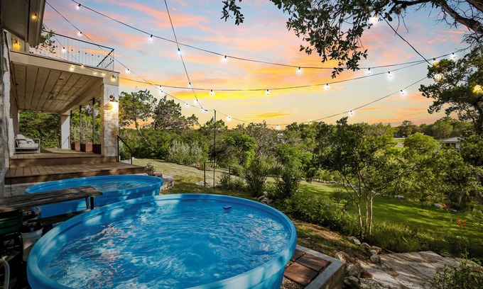 Oak Shores On Lake Austin House | Scenic Retreat - Pools - Lake - Trails - Sleeps 16