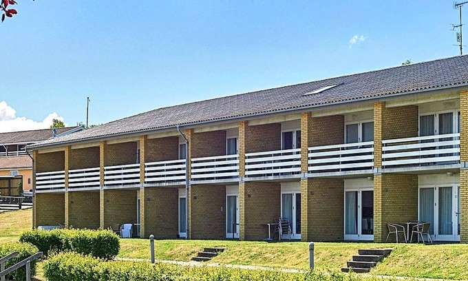 Sandkaas Apartment | Inviting Holiday Home for 4 with Ocean View in Allinge