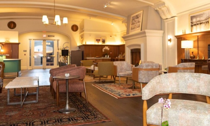 South Beach Hotel | Create Lasting Memories in a Pet-Friendly Paradise!