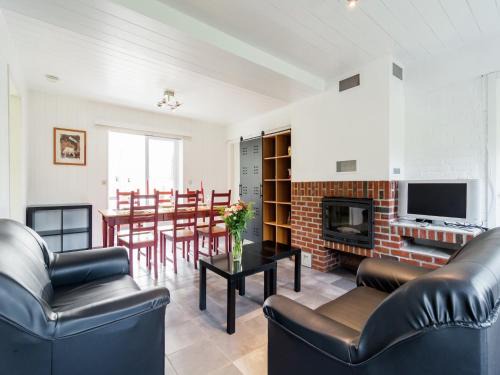 Vencimont House | Scenic Retreat with Views of the Houille Valley