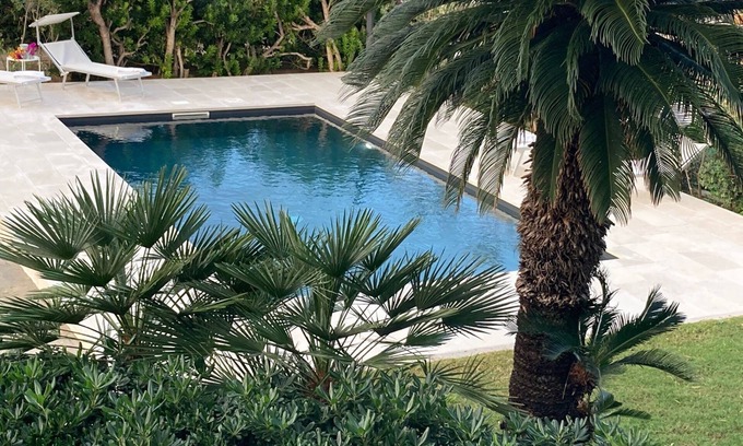 Marsala Villa | Experience Scent Stella: Relax by the Pool & Enjoy Breakfast