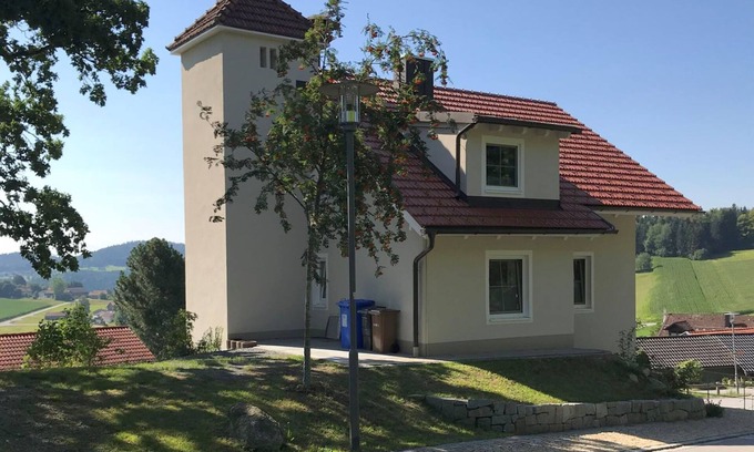 Schoenberg Apartment | Cozy Ferienwohnung Frisch in Schönberg, Bayr. Wald