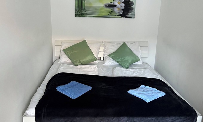 Ottakring Apartment | Spacious and Bright Vienna Apartment in Prime Location