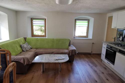 Pilsbach Apartment | Cozy Farmstay Apartment with Pet-Friendly Amenities