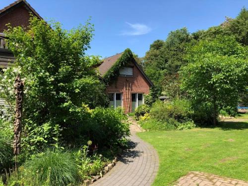 Osnabrueck Apartment | Inviting Widukindland Home with Garden and Terrace