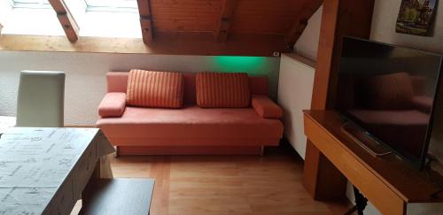 Klosterlechfeld Apartment | Cozy Balcony Apartment with Pet-Friendly Amenities