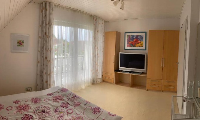 Offenburg House | Inviting Rooms in the Heart of Vibrant City Life