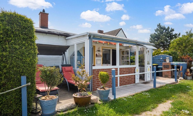 Insel Poel House | Cozy Bungalow in Poel with Ocean View and Pet-Friendly Perks