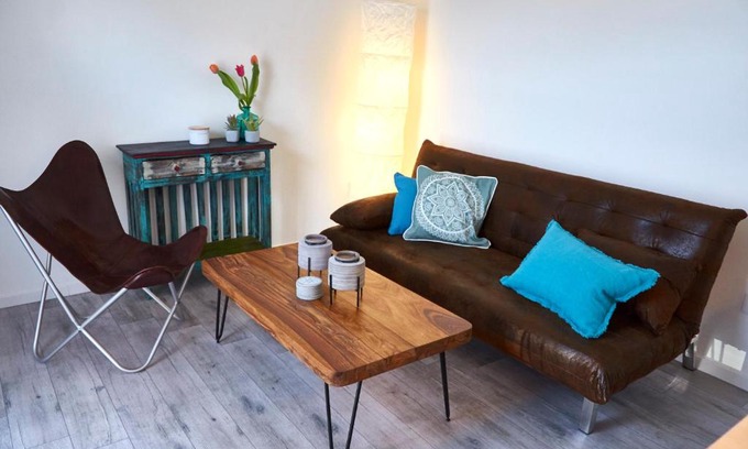 Meerbusch Apartment | Comfortable Apartment in Meerbusch with Breakfast Included