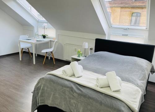 Nord-Holland Apartment | Central Apartment with Garage: Family-Friendly Relaxation