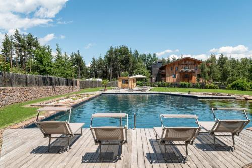 Collalbo Apartment | Inviting Schartneralm Apt Latsche: Family-Friendly Retreat