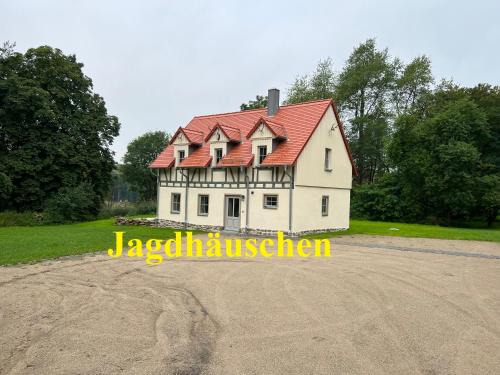 Schotten Apartment | Discover Schellnhof Forsthaus: 9.2/10, Pet & Child Friendly