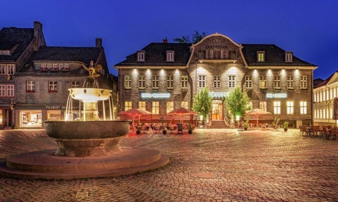 Goslar Hotel | Top-Rated Schiefer Suite Hotel & Apartment with Dining Options