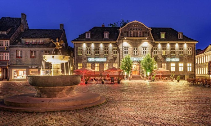 Goslar Hotel | Discover Schiefer Suite Hotel & Apartments: Pet Friendly Stay