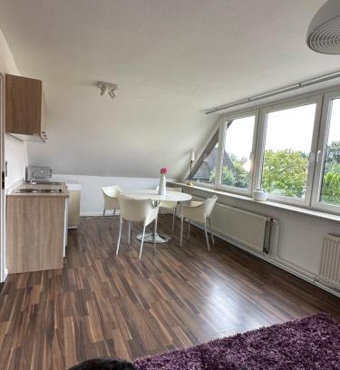 Kiel Apartment | Cozy KIELER FÖRDE SCHILKSEE 1 with Great Guest Ratings