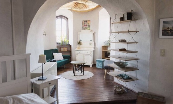 Dettenheim House | Discover Comfort at Schloßschänke Eysölden with Breakfast