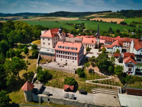 Geisa Hotel | Experience Comfort at Schloss Geisa - Pet Friendly & More